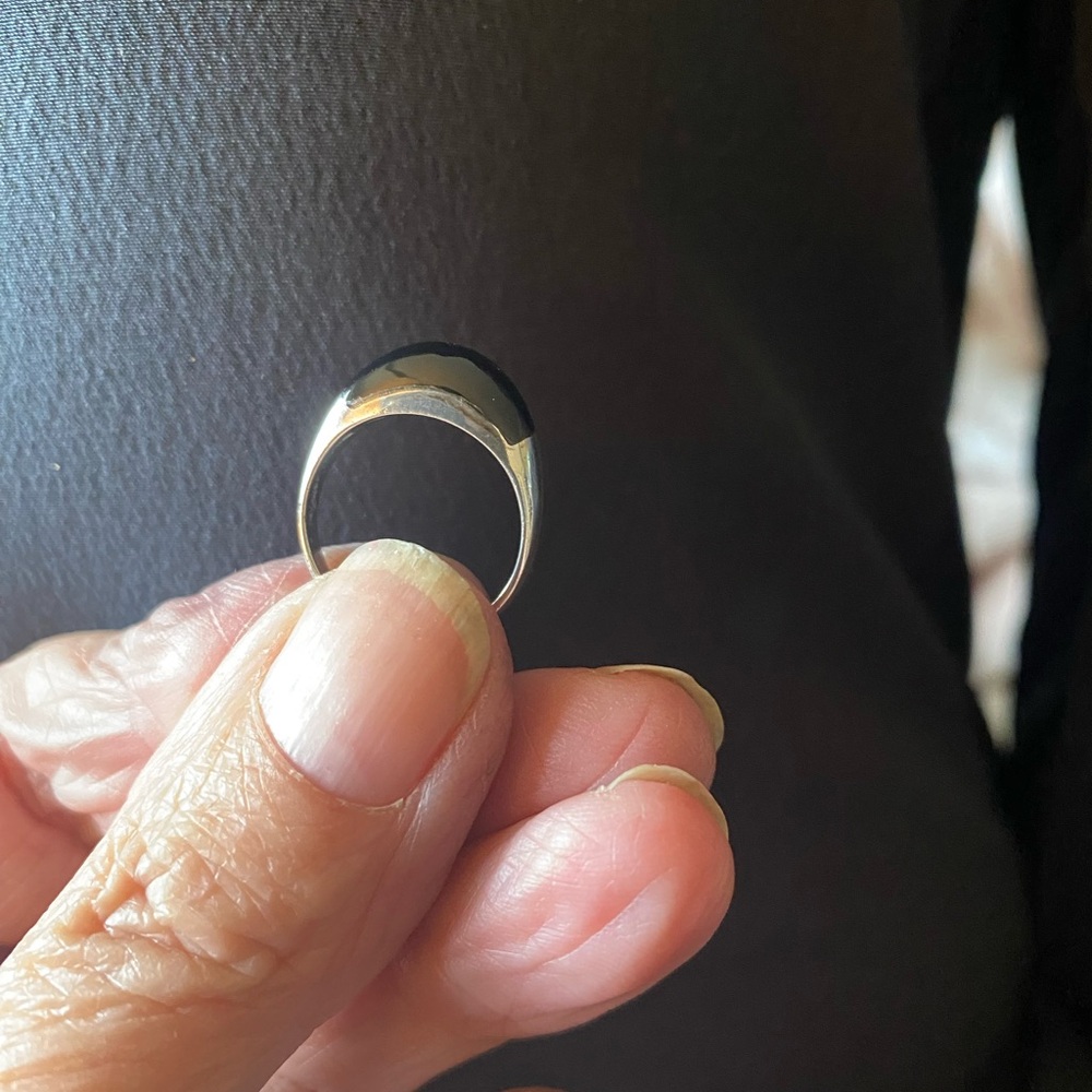 Ring - Picture 2 of 4